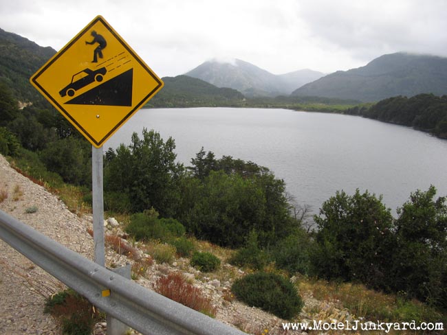 Post image for Funny road signs across Argentina