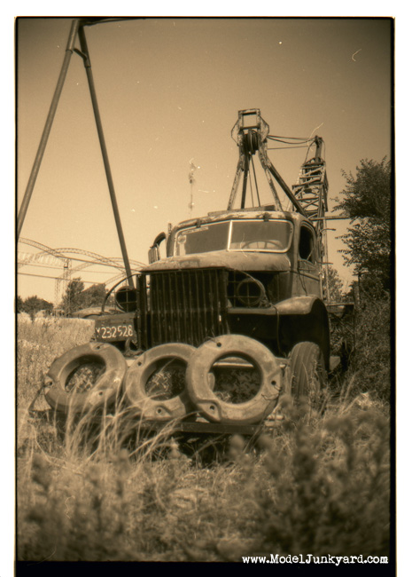 Post image for Grandpa’s 1942 WWII Chevrolet G506 / GMC Tow Truck – junker