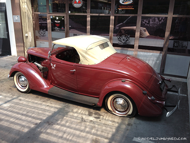 1936_Ford_Convertible_001