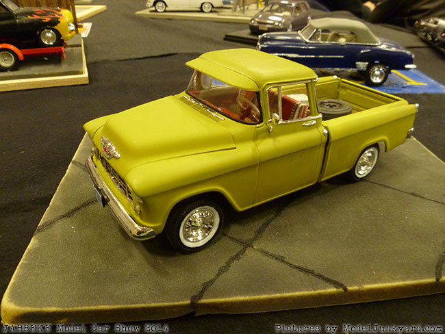 jabbeke-2014-on-the-road-scale-model-car-show-pick-ups-036