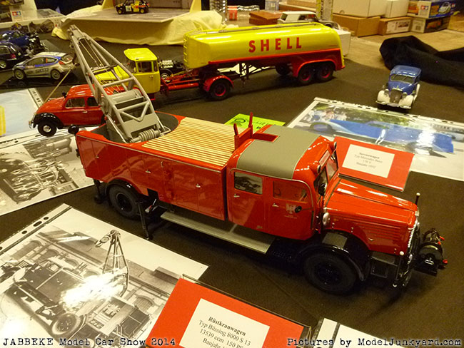 jabbeke-2014-on-the-road-scale-model-car-show-trucks-rigs-trailers040