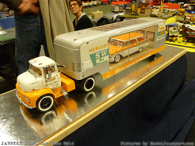jabbeke-2014-on-the-road-scale-model-car-show-trucks-rigs-trailers167