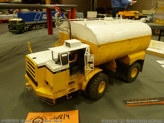 jabbeke-2014-on-the-road-scale-model-car-show-trucks-rigs-trailers232