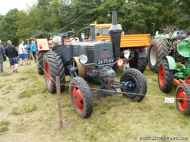 machine-club-kempen-belgium-vintage-tractor-103