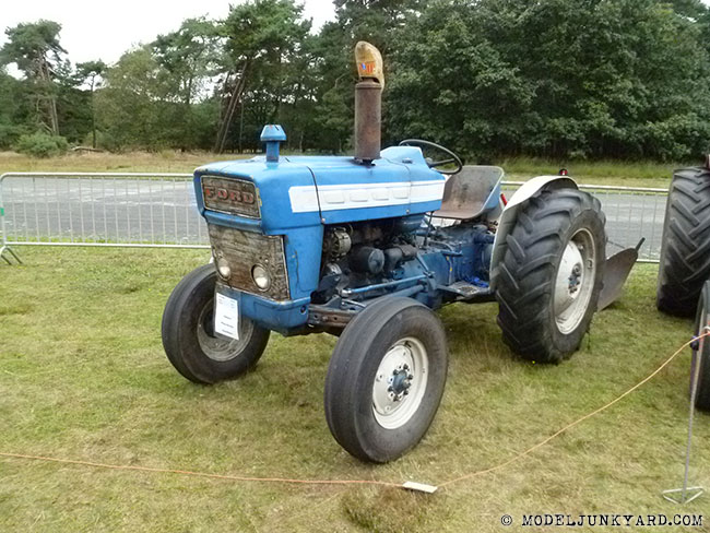 machine-club-kempen-belgium-vintage-tractor-104